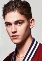 Hero Fiennes Tiffin