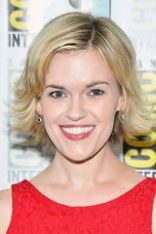 Kari Wahlgren